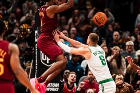 AYX-包含塔图姆在皇家马德里比赛中败北，关键助攻引发热议！的词条